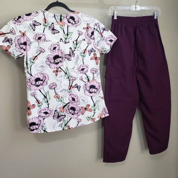 Grey's Anatomy White Floral Scrub Top Purple Cargo Scrub Pants Set Size Small - Picture 16 of 16